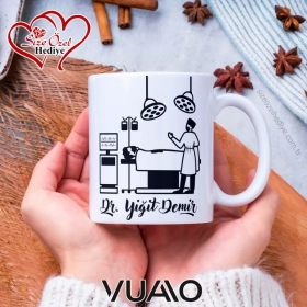  Kişiye Özel İsim Yazılı Doktor Tasarımlı Premium Kupa